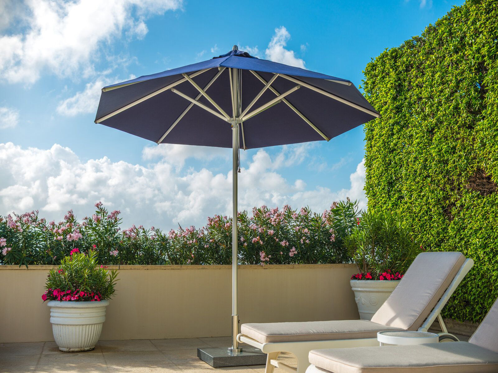 Bambrella Hurricane Aluminium Parasol - Image 6