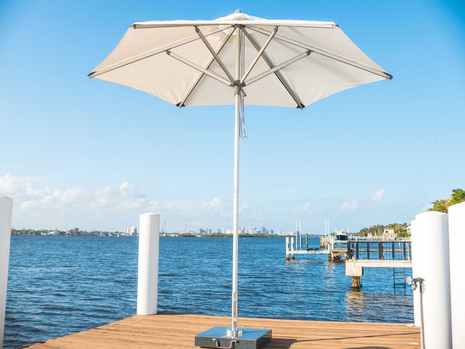 Bambrella Santa Ana Aluminium Parasol - Image 8