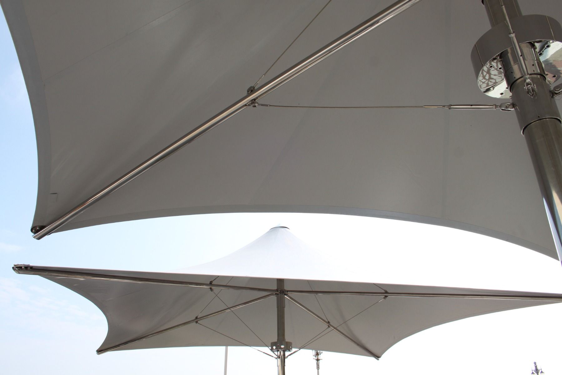 Bambrella Hurricane Extreme Heavy Duty Parasol - Image 10