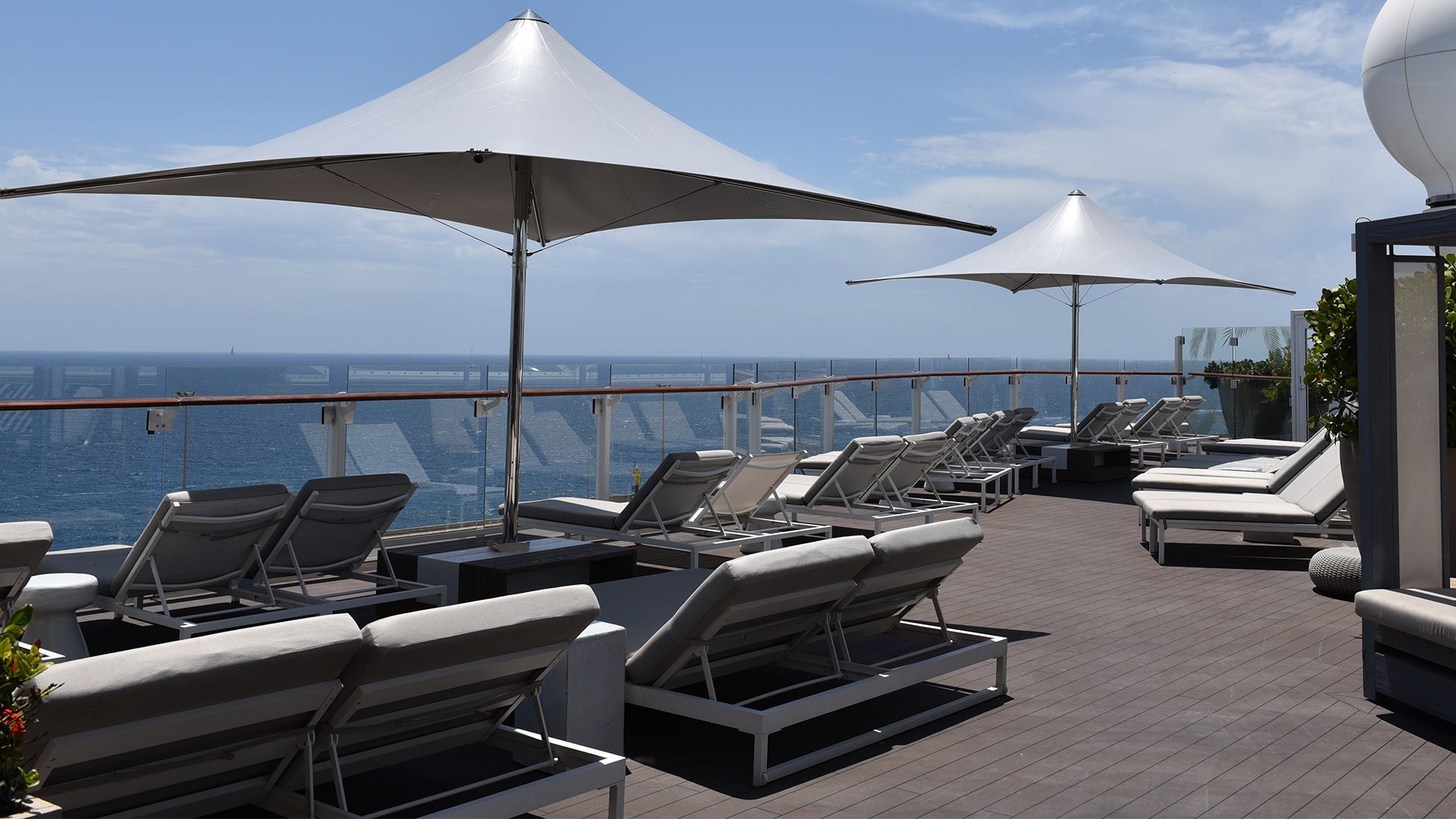 Bambrella Hurricane Extreme Heavy Duty Parasol - Image 15